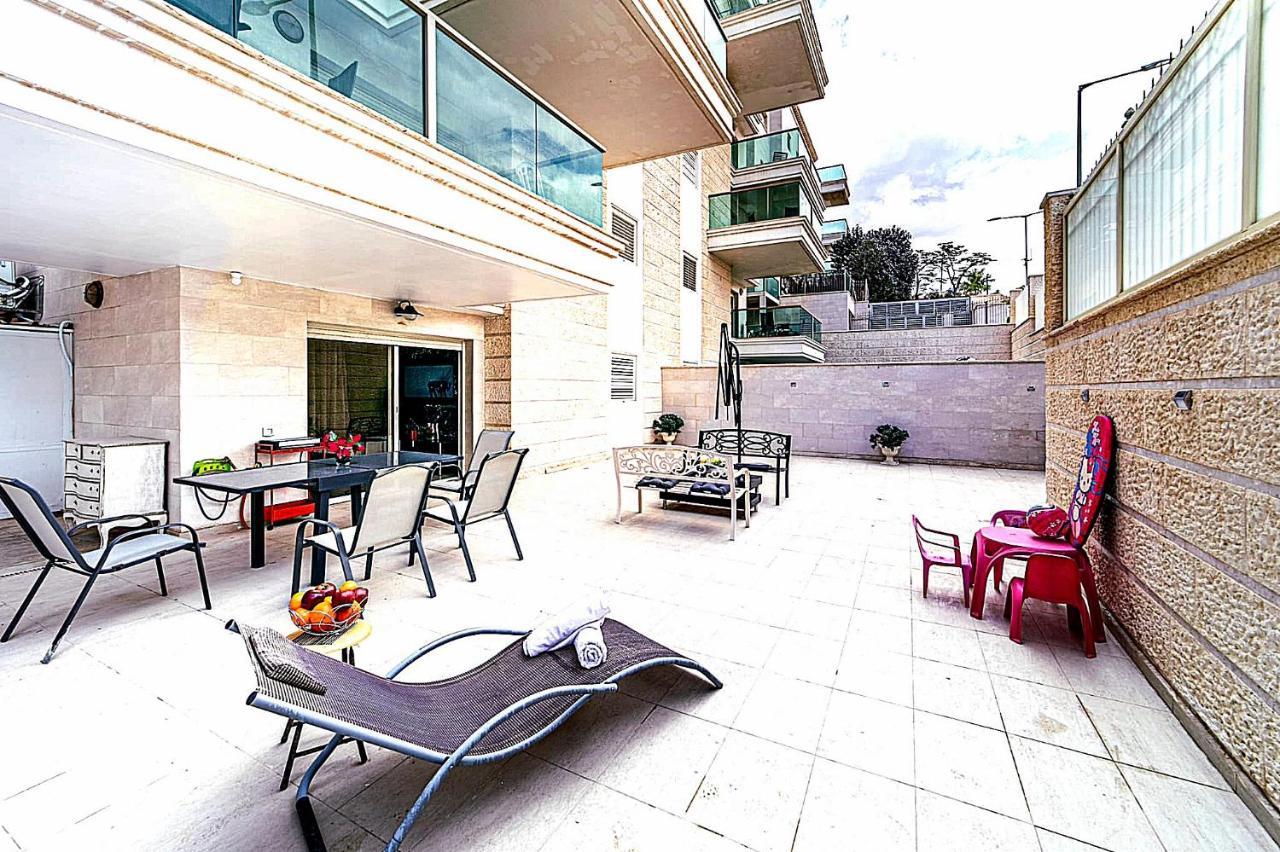 Milana'S Deluxe With Big Patio And Pool Apartment เอลัต ภายนอก รูปภาพ